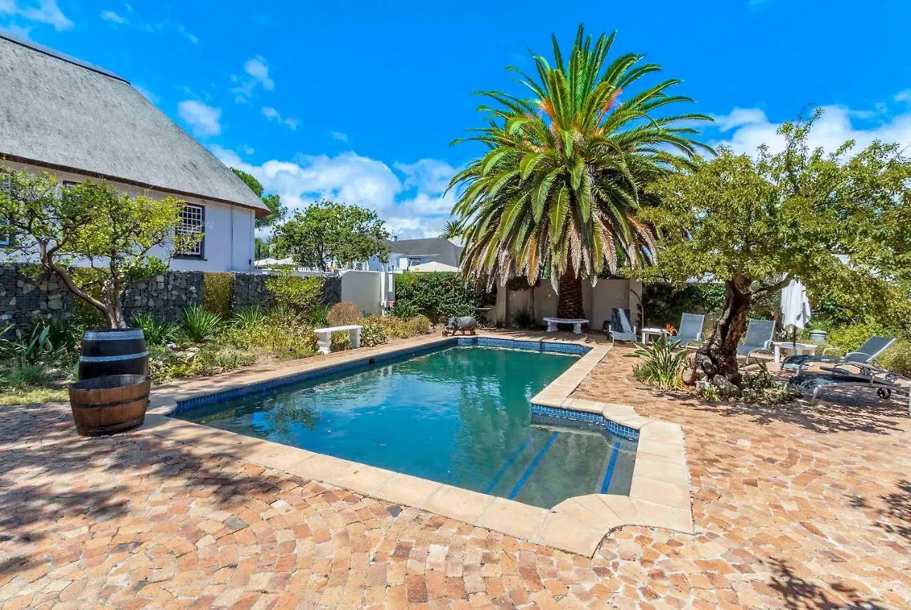 Stellendal Guest House Somerset West