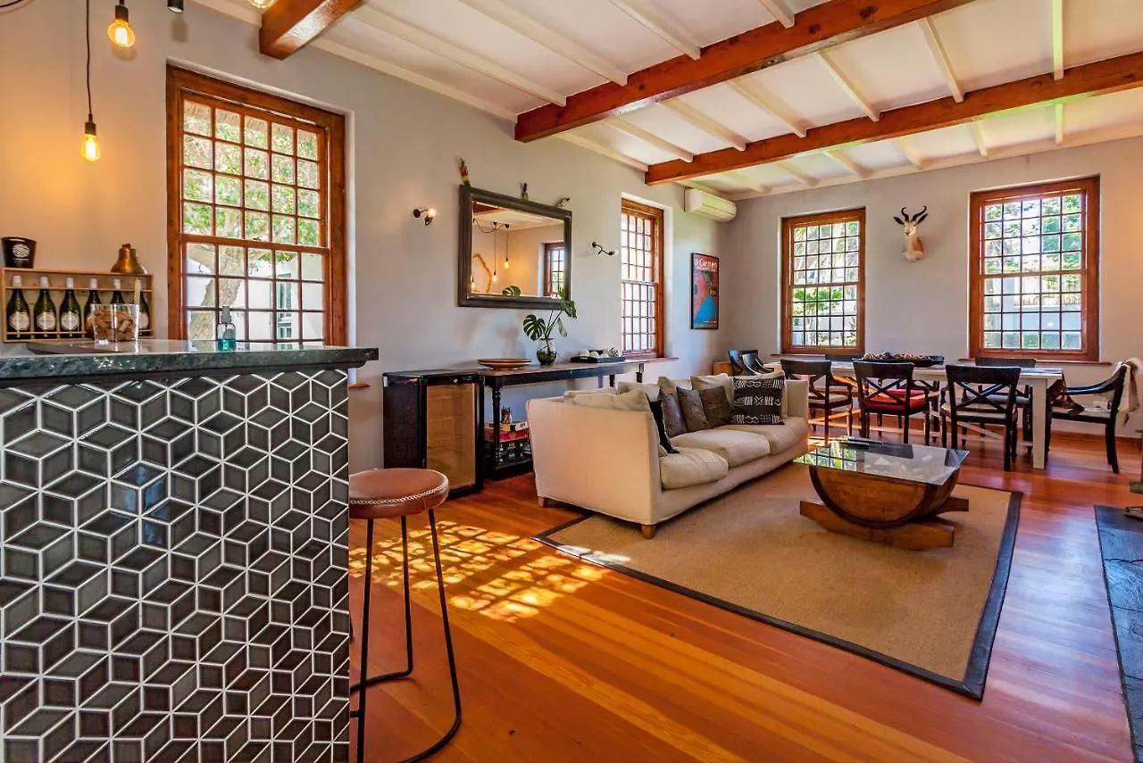 Stellendal Guest House Somerset West