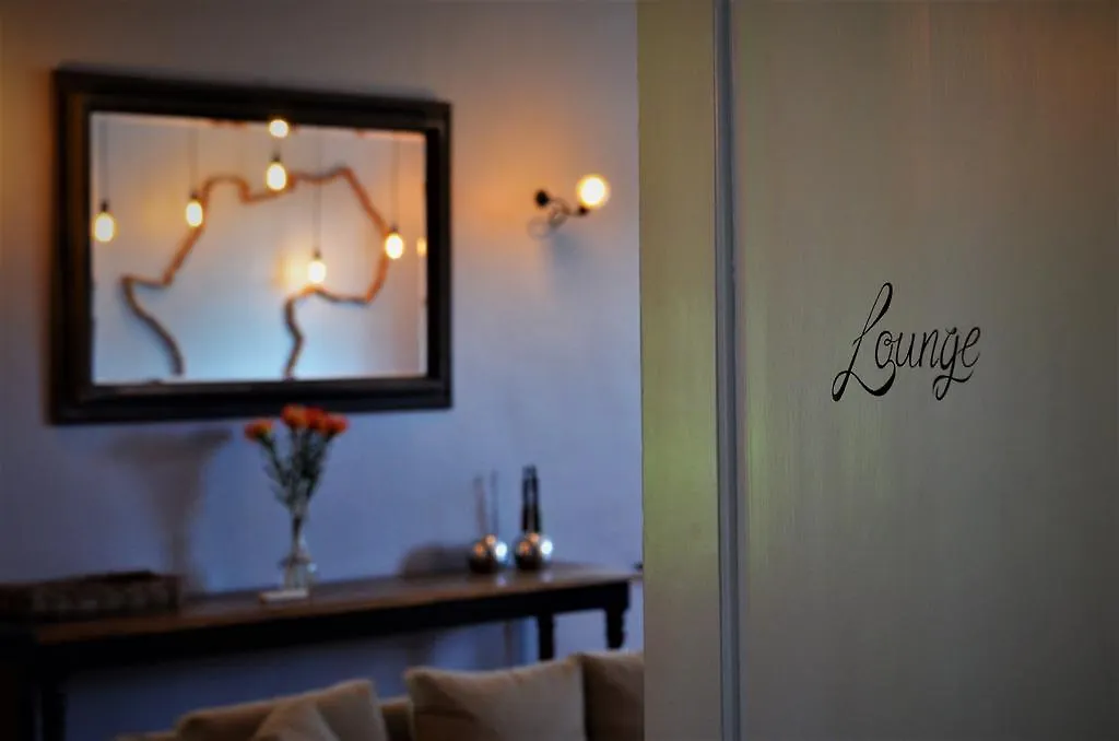 Stellendal Guest House Somerset West